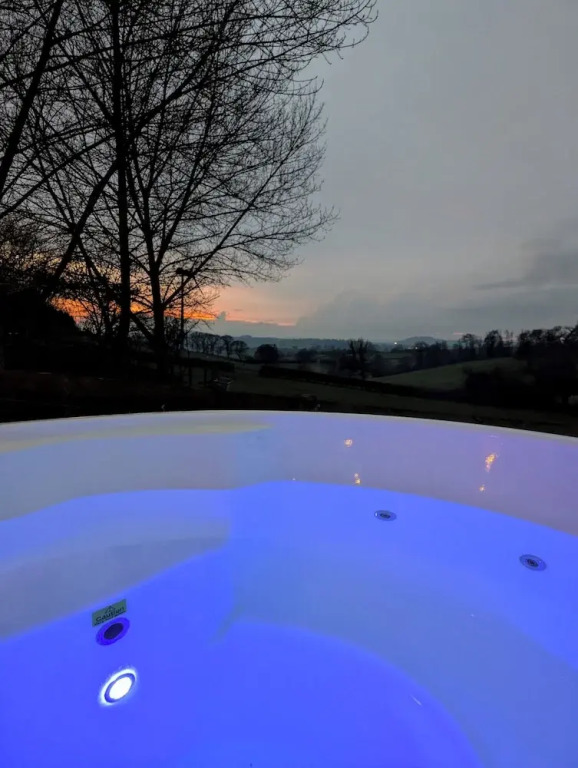 Caplor Glamping & Lodges