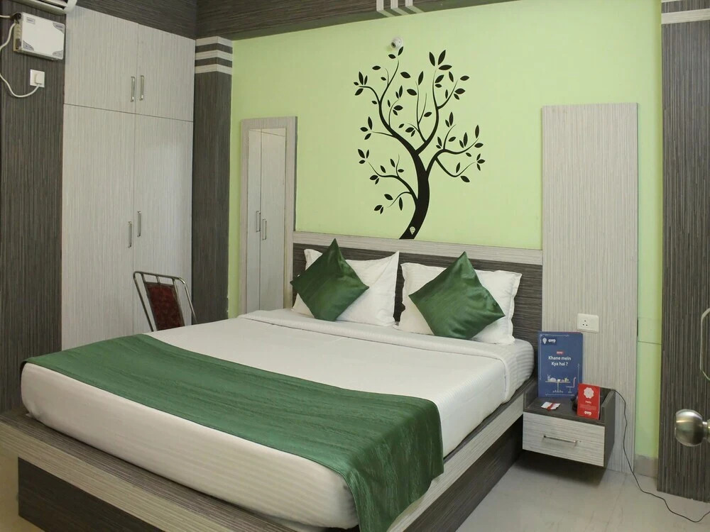 Hotel Star Lotus by OYO Rooms