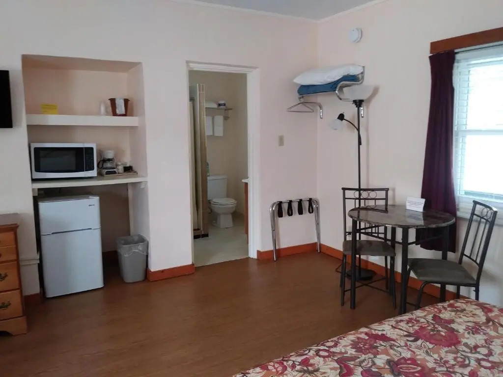 Riverbend Lodging