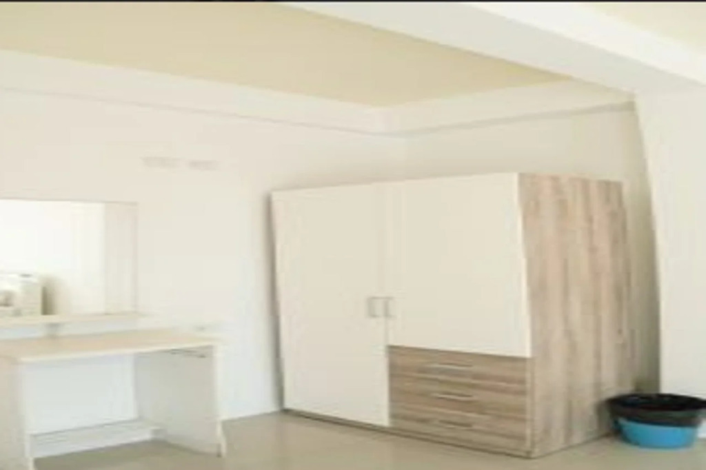 RQ Bangkok Sukhumvit 50 by Collection O