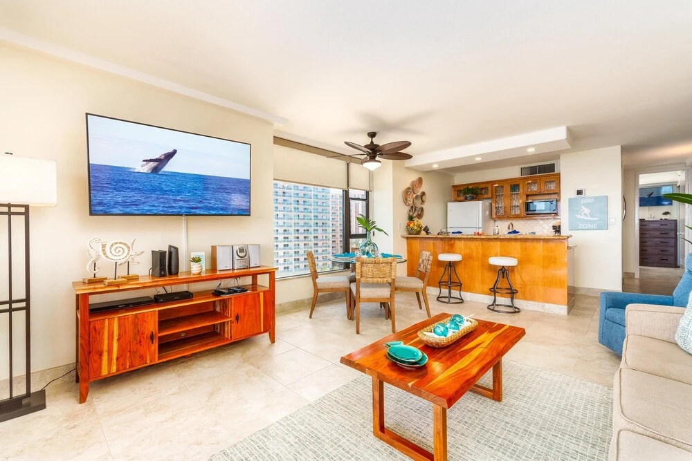 Maui Kai 908 Oceanfront 1 Bedroom 1 Condo by RedAwning