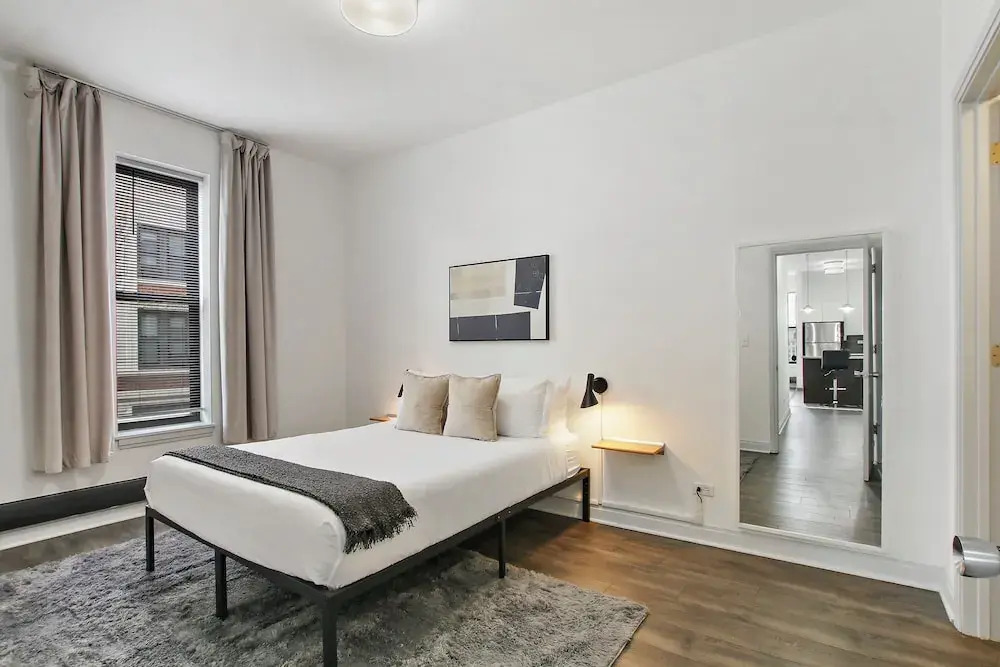 2BR Haven - Del Prado 1013