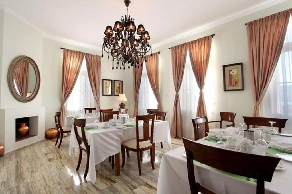 Korina Gallery Hotel