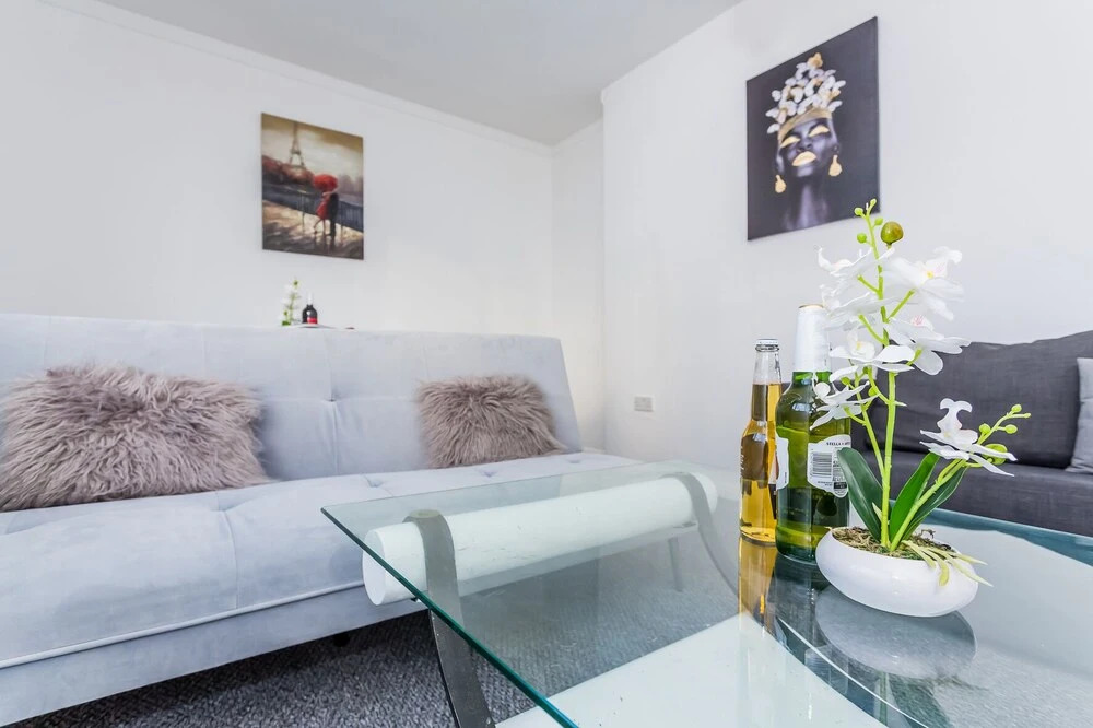 Lovely 3-bed Apartment in Newcastle Upon Tyne