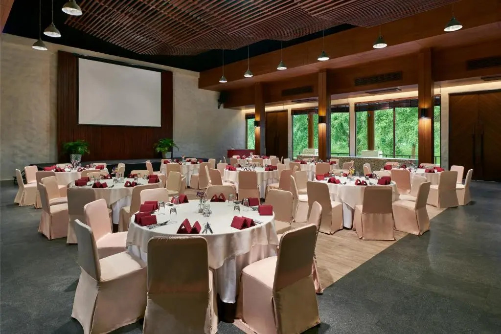 Kirimaya Golf Resort Spa - SHA Plus Certified
