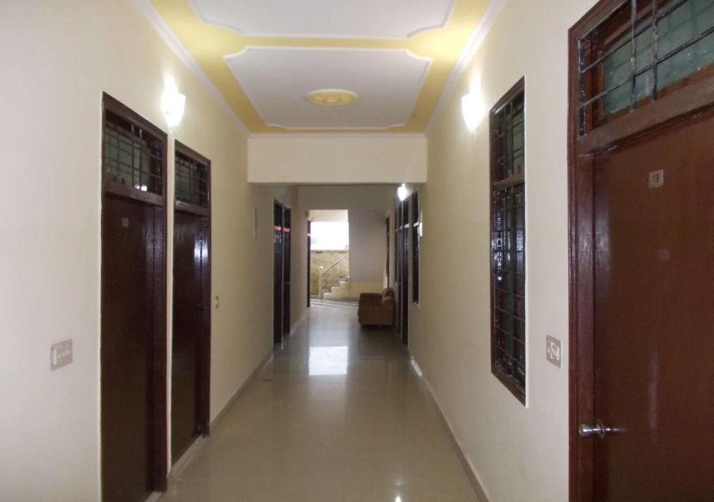 Hotel Anant Plaza