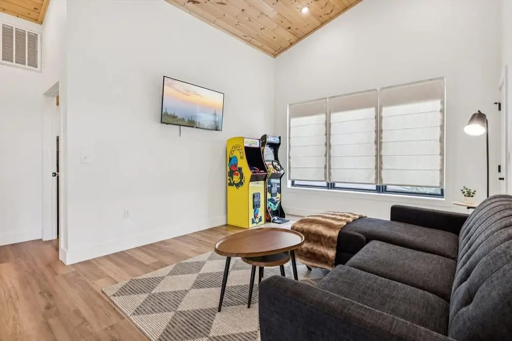 Horizons Ahead Mountain Home by Beyond Expectations With Pool