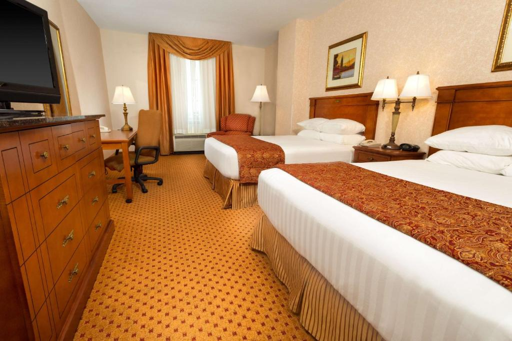 Drury Inn & Suites Sikeston, MO