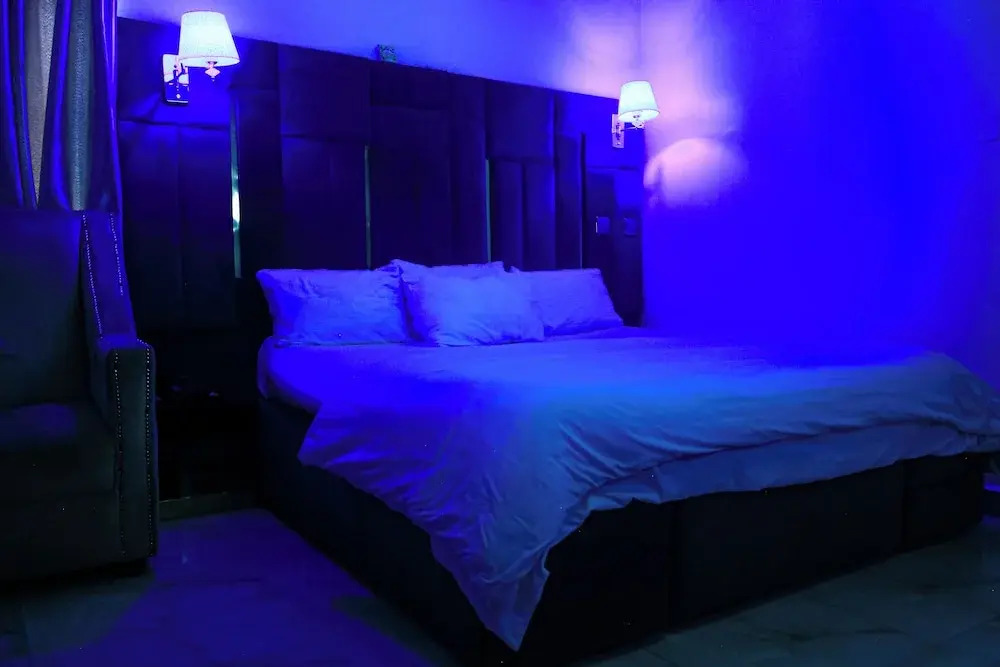 Marqueeland Hotel and suites