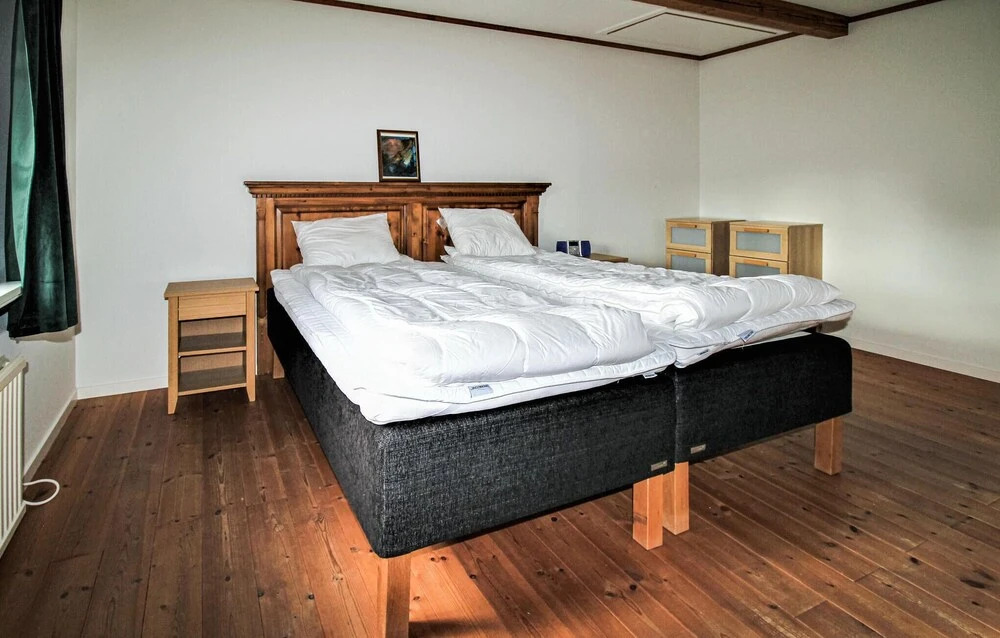 Nice Home in Munka Ljungby With 1 Bedrooms, Wifi and Sauna