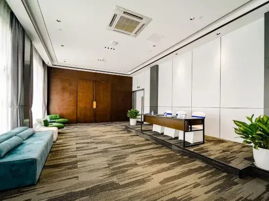 Peng Ke Boutique Hotel Shenzhen Baoneng Center Sungang Subway Station Branch