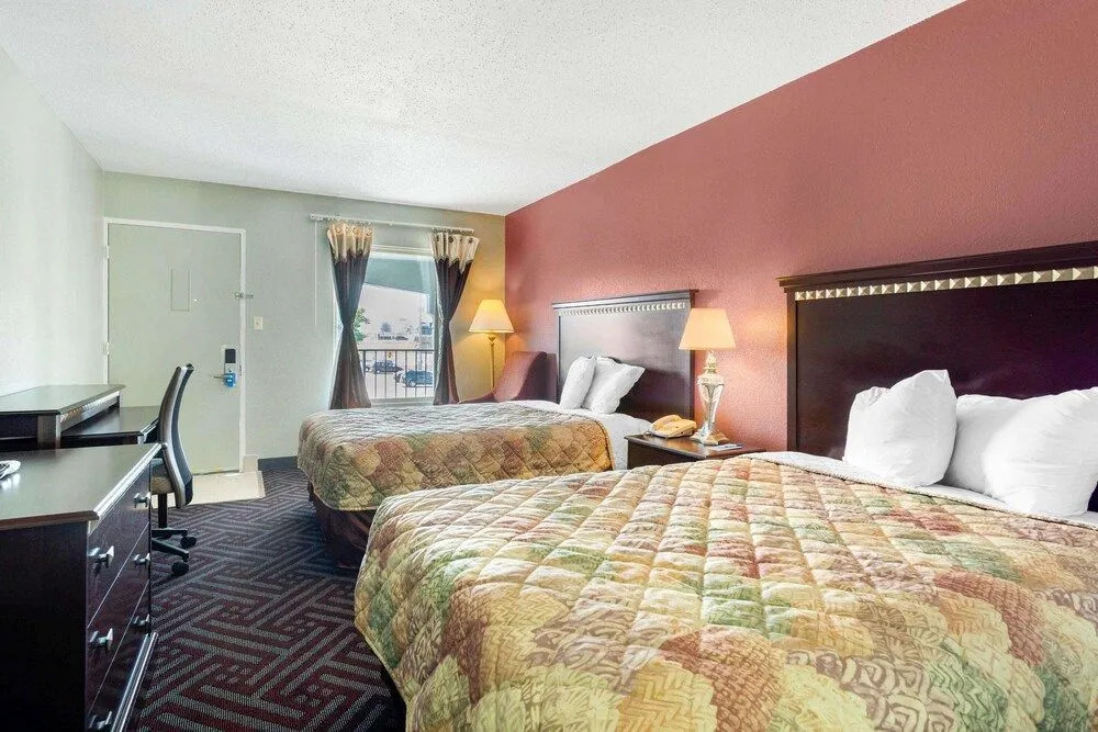 Days Inn Suites Manchester Tn