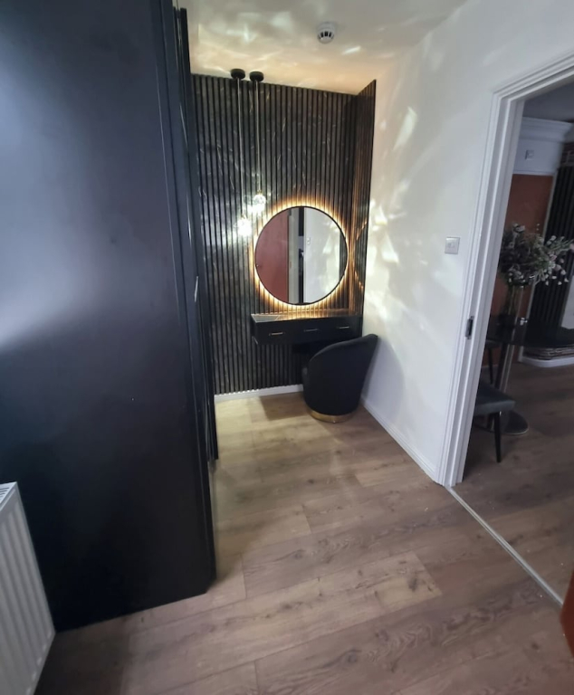 Apartment Sleeps 4 With Enclosed Garden
