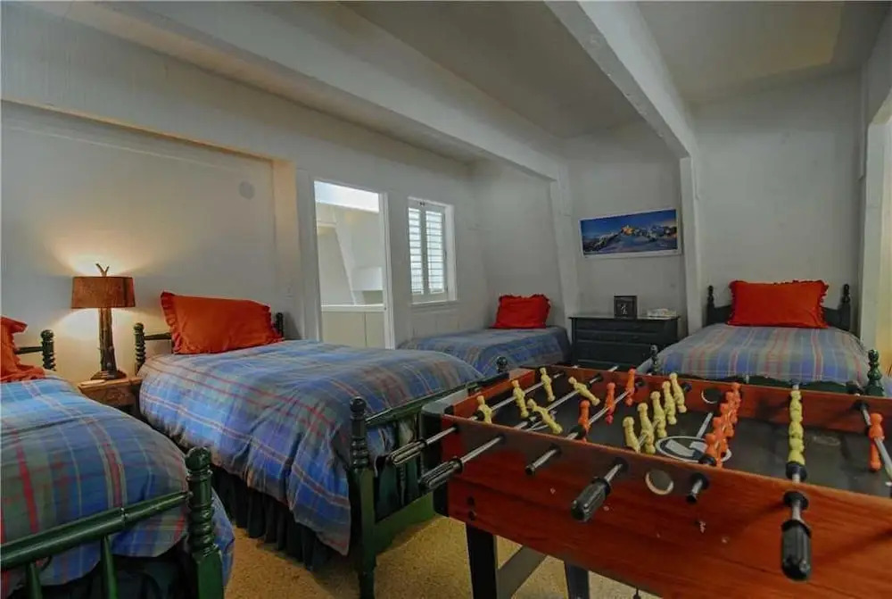 Ping Pong Table in Large Agate Bay Chalet #150