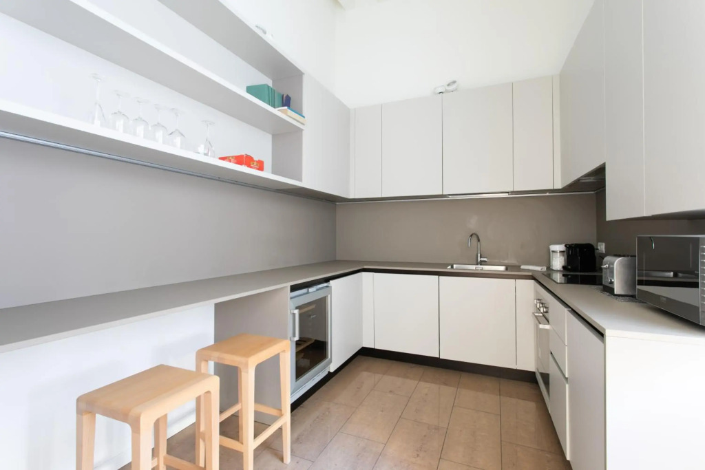 Infinite House Guglie