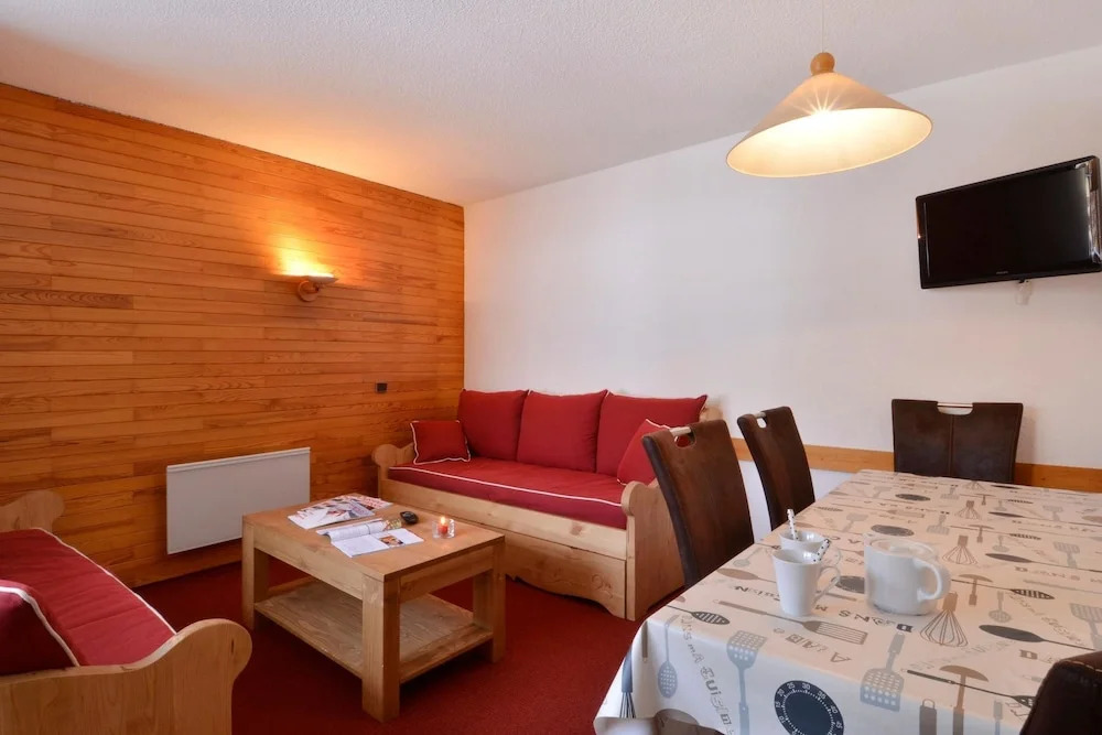 Residence Saintjacques Two-roomed Apartment in the Resort Center for 5 People Cb44