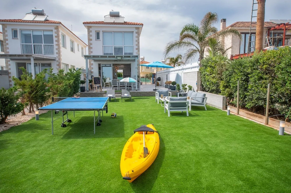 Ayia Thekla Seafront Villa Dagi