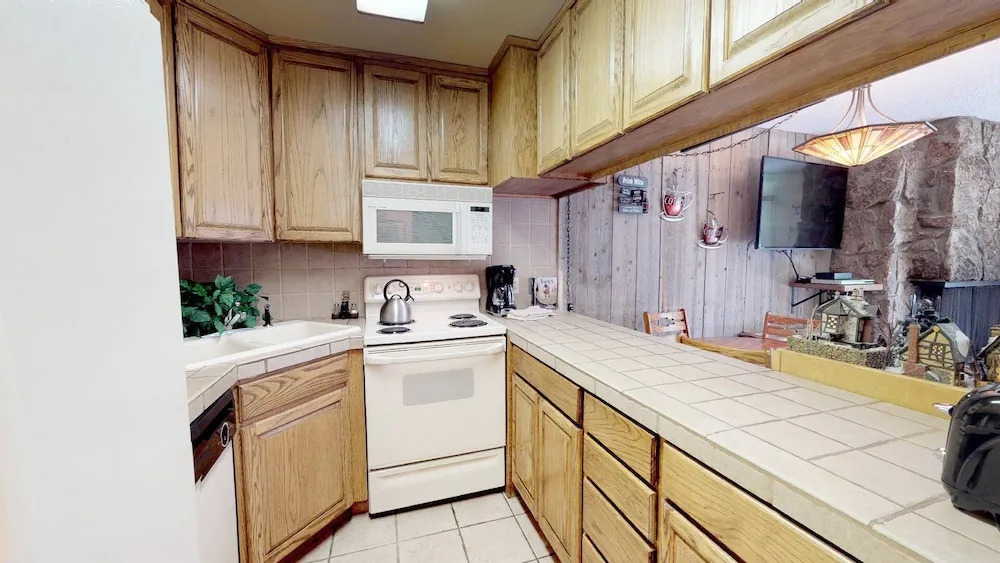 Lichenhearth - CoralTree Residence Collection