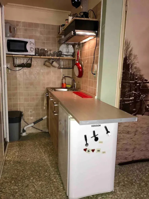 500mbps Wifi Studio 1min From Attiki Metro Station