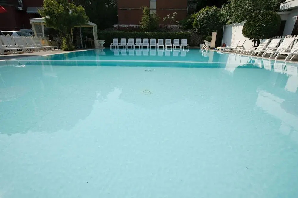 CASA MAJOR Hotel & Appartamenti CERVIA