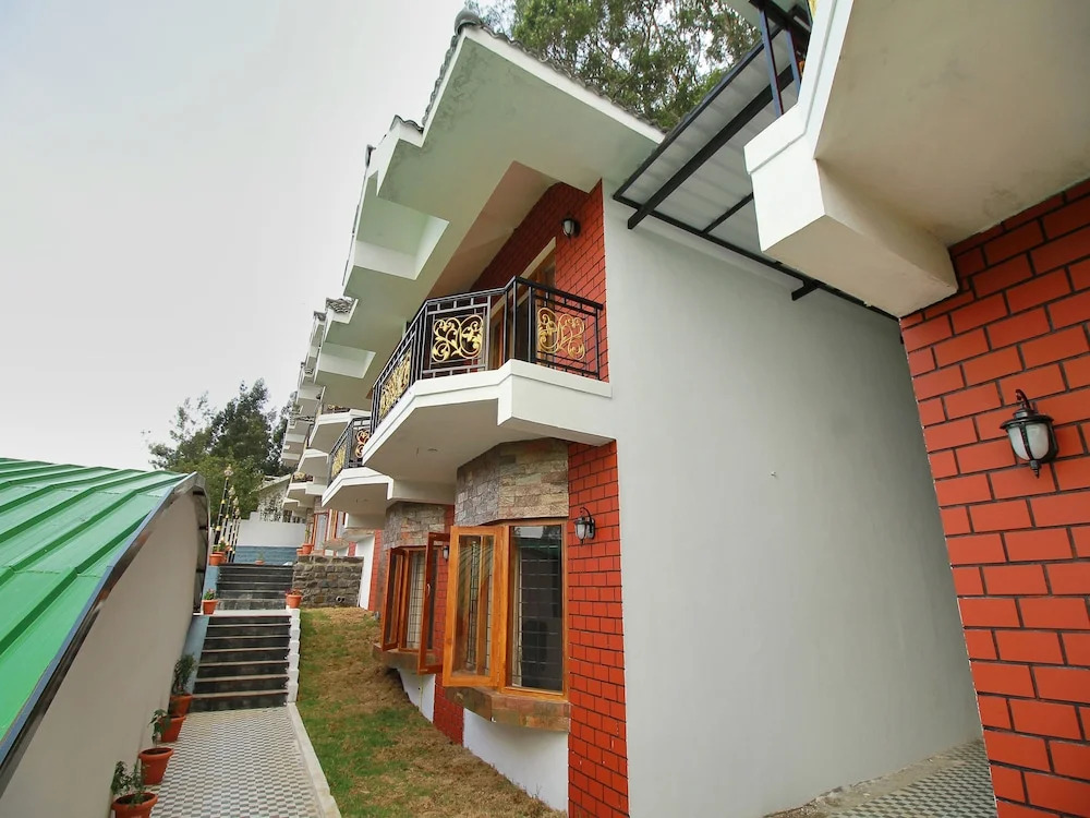 OYO 14653 Vista Suites Doddabetta