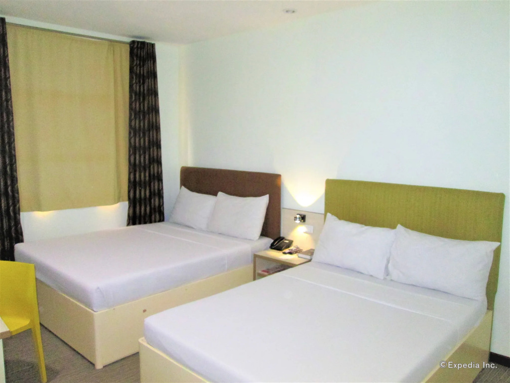 Marianne Suites Hotel by RedDoorz