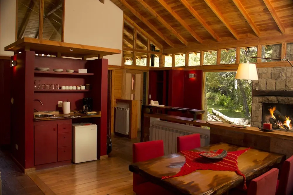 El Aura Lodge - Parque Nacional Los Alerces