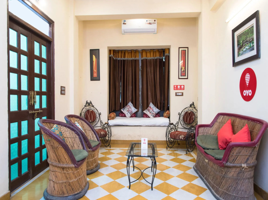 OYO 11544 Home Heritage Stay Near Lake Pichola