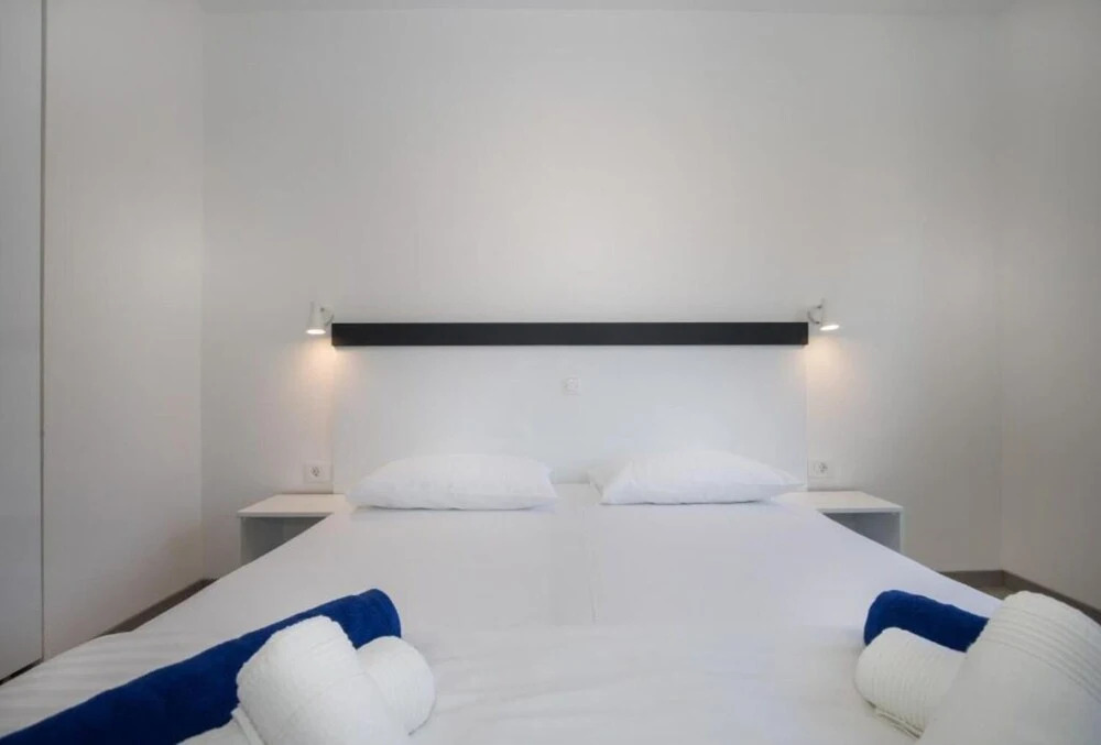 Jakov - Modern and Cosy With Pool - B2