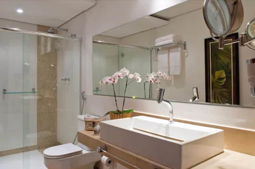 Abayomi Hotel