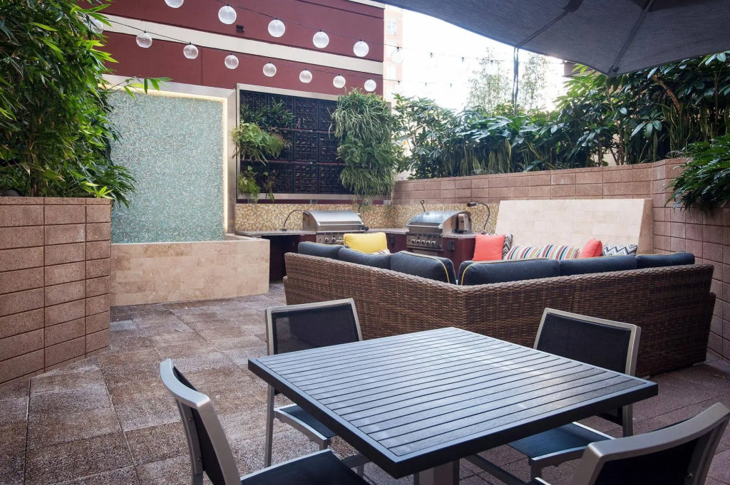 Sunshine Suites at East Village