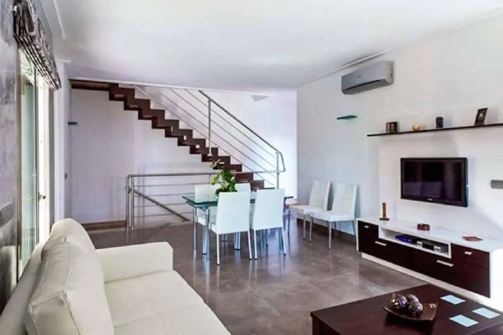 Villa Mediterraneo