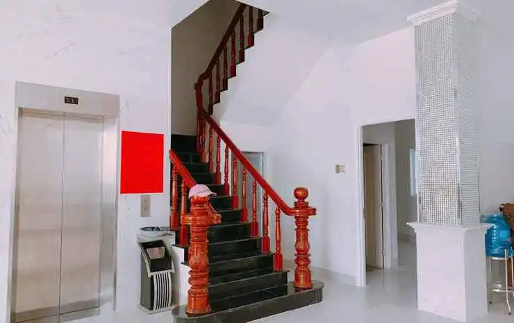 Royal Hotel