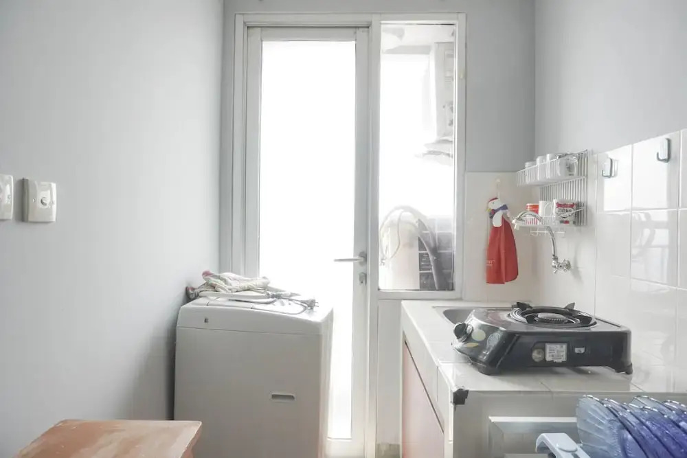 Homey And Tidy 2Br Apartment At Seasons City Latumenten