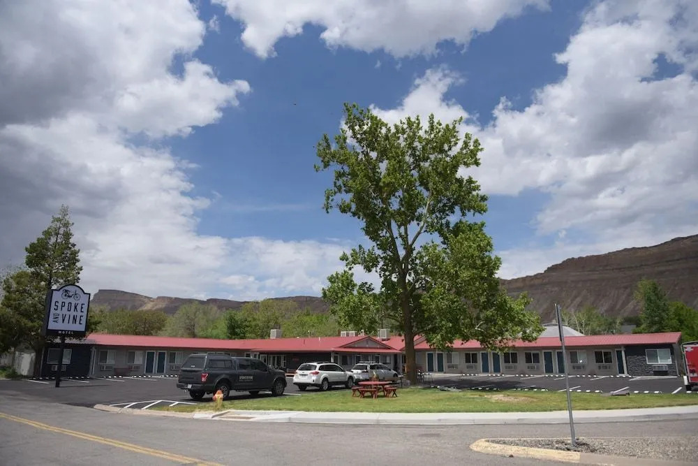 Spoke and Vine Motel