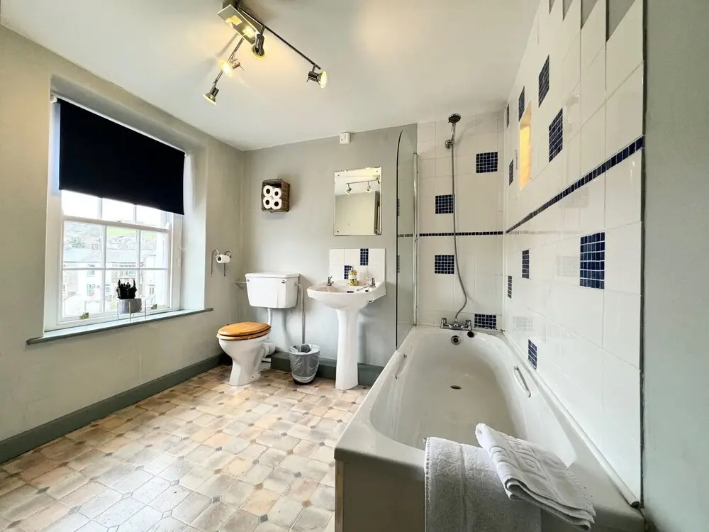 The Cottage, 3 Bedroom, Pets Welcome