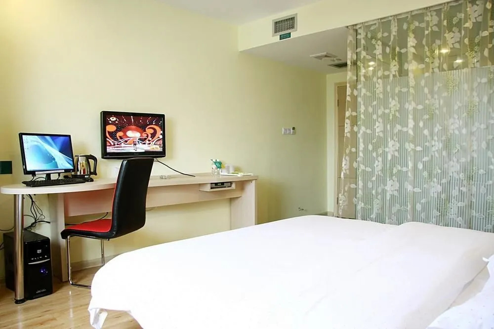 Youcheng Hotel