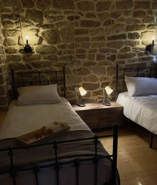 Two Rooms Plus Residence