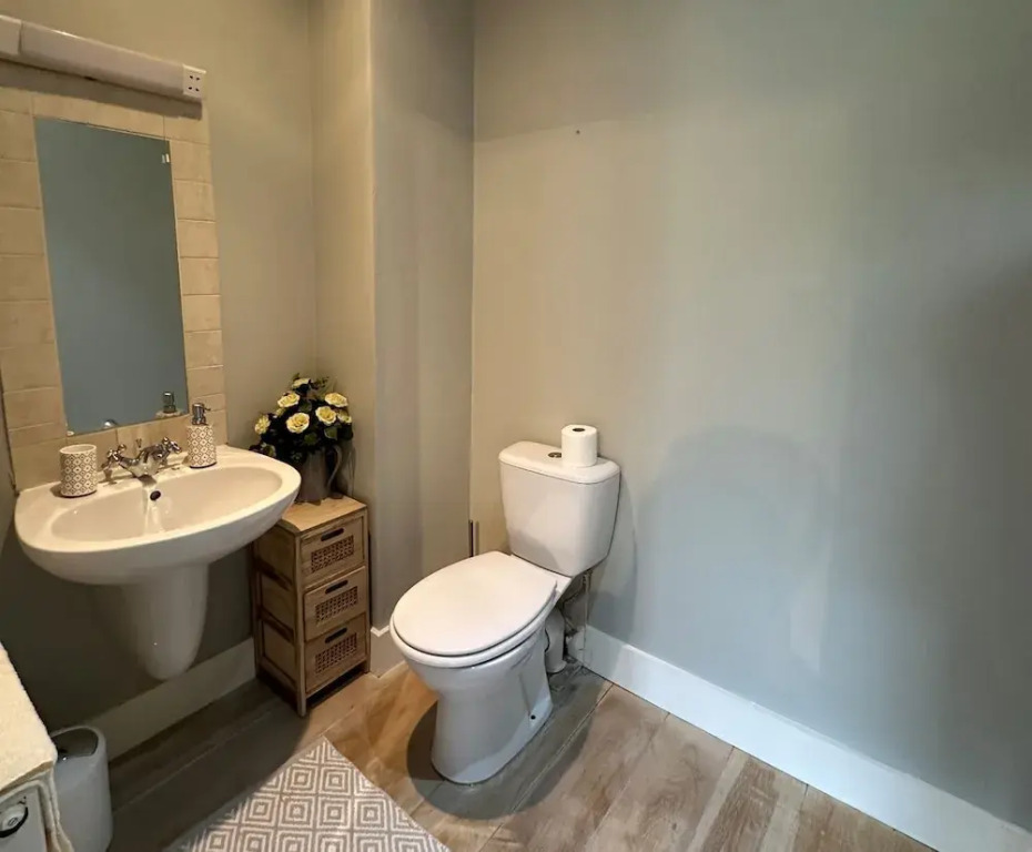 7 Oakwood Manor Kenmare