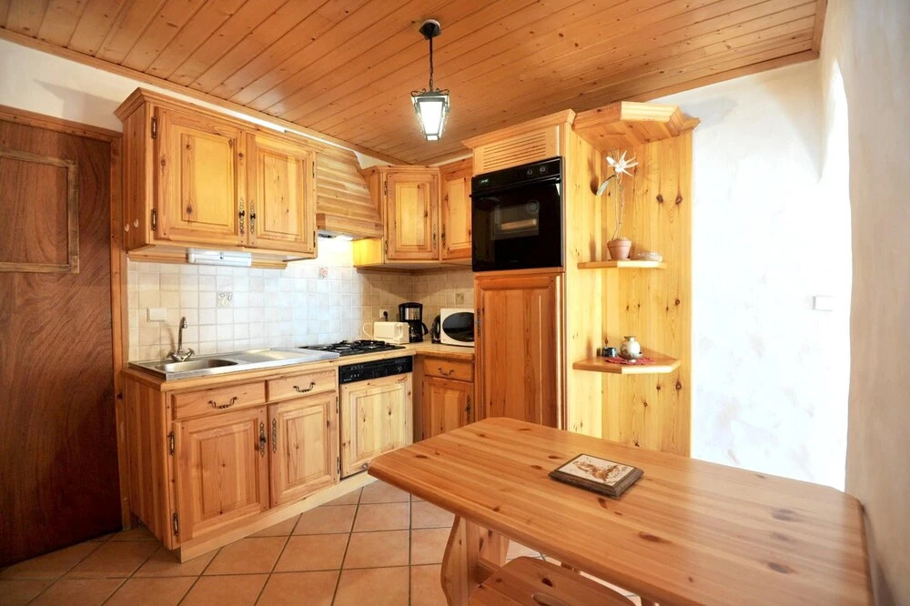 Apartment With 2 Bedrooms in Champagny-en-vanoise, With Wonderful Moun