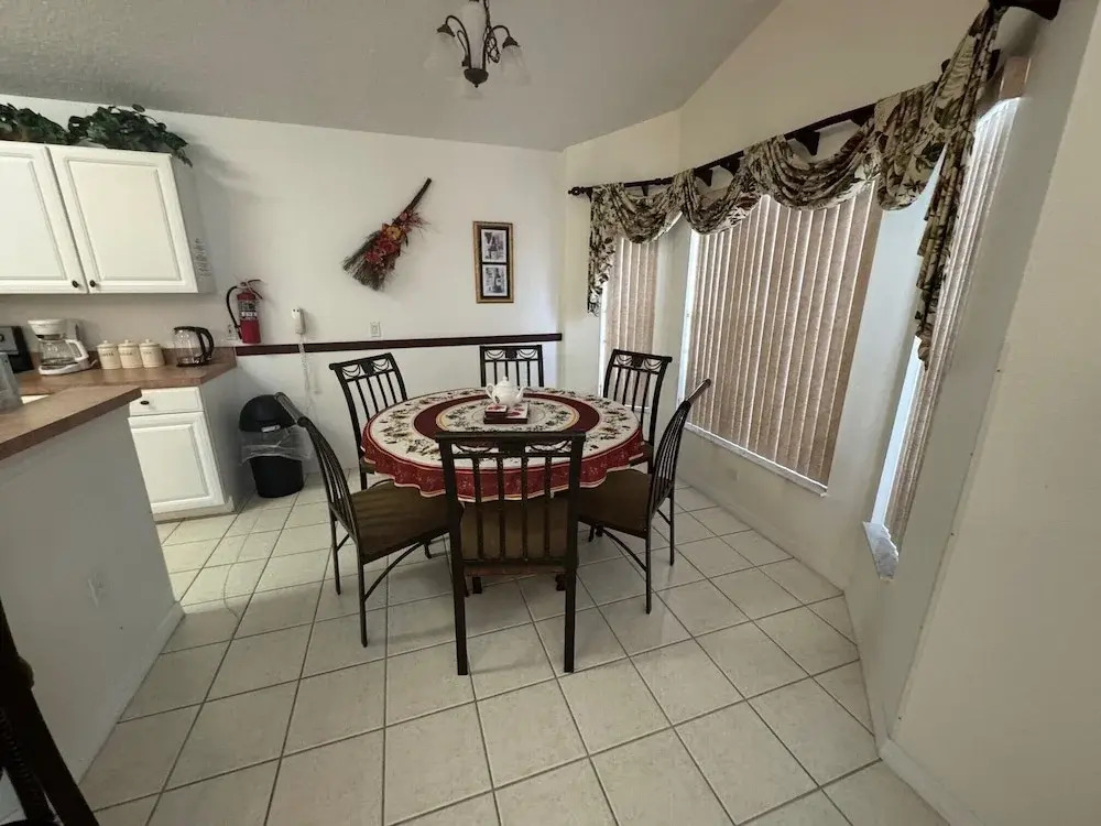 Sunset Villa - Your Gateway to a Magical Florida Vacation