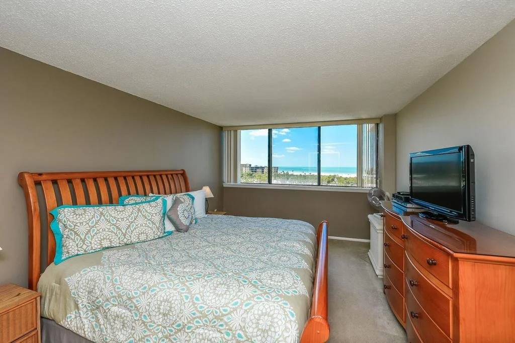 Our House at the Beach by Beachside Mgt