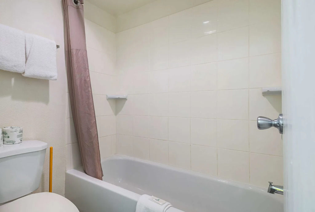 Studio 6 Extended Stay - Greensboro, NC