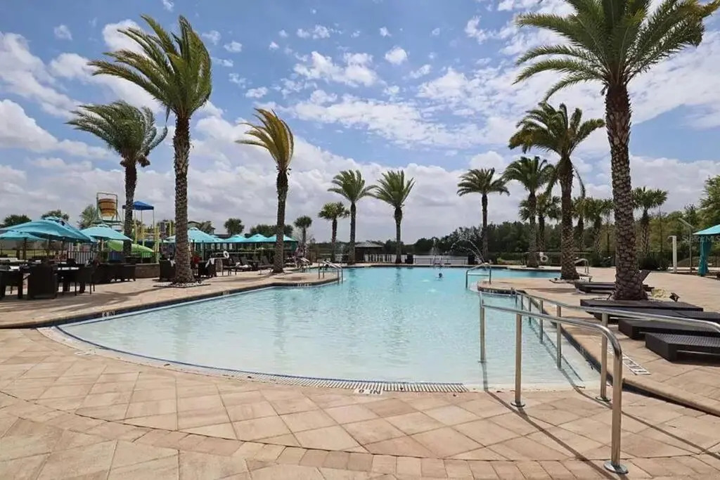 SPACIOUS 6bdrm Villa near ALL the attractions