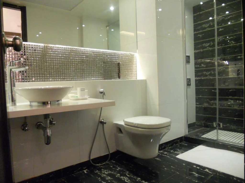 Hotel Grand Godwin -Near Connaught Place, New Delhi- Free Airport Pick-Up