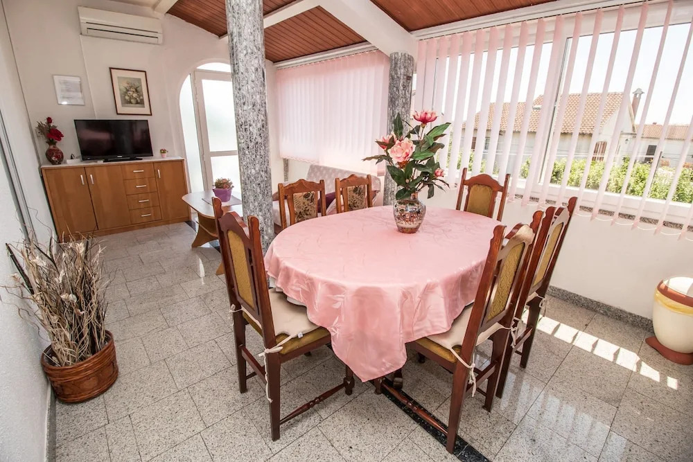 Apartments Divna