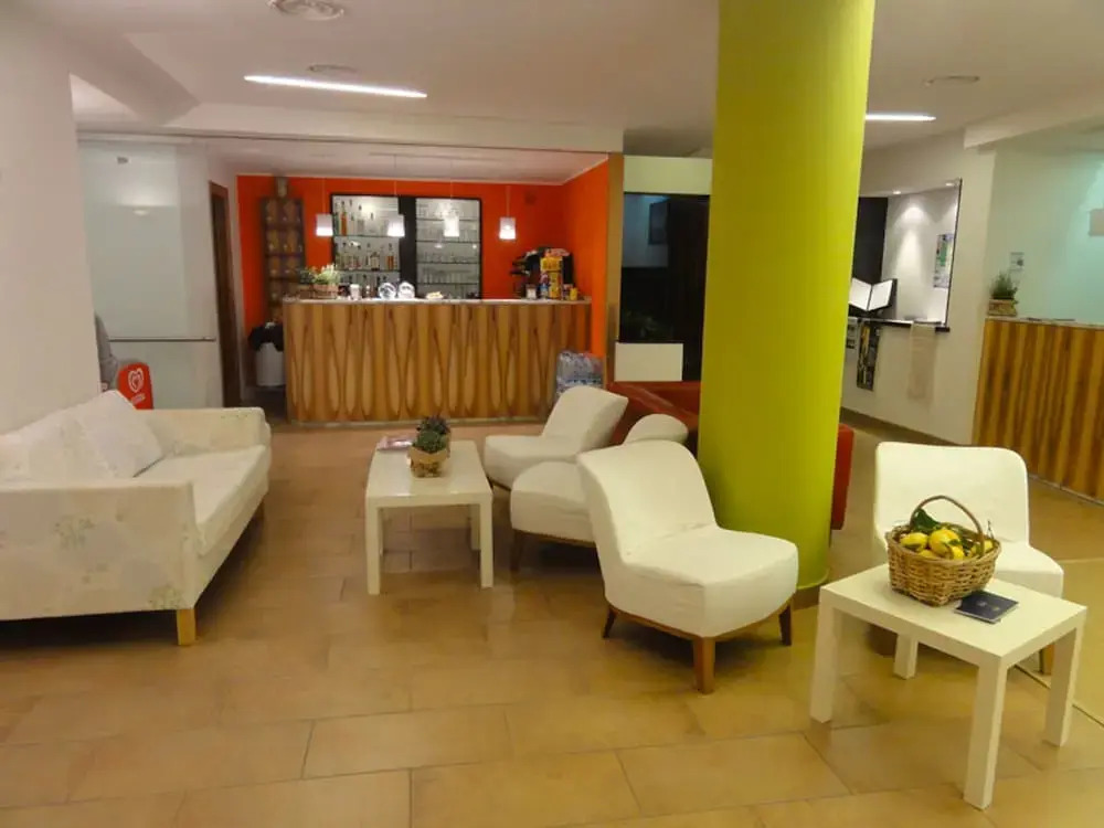 Residence Dei Fiori Pietra Ligure Two-room Apartment 5 People Comfort