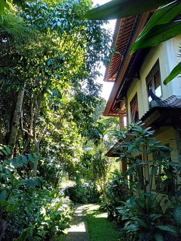 Prasanti Bed & Breakfast