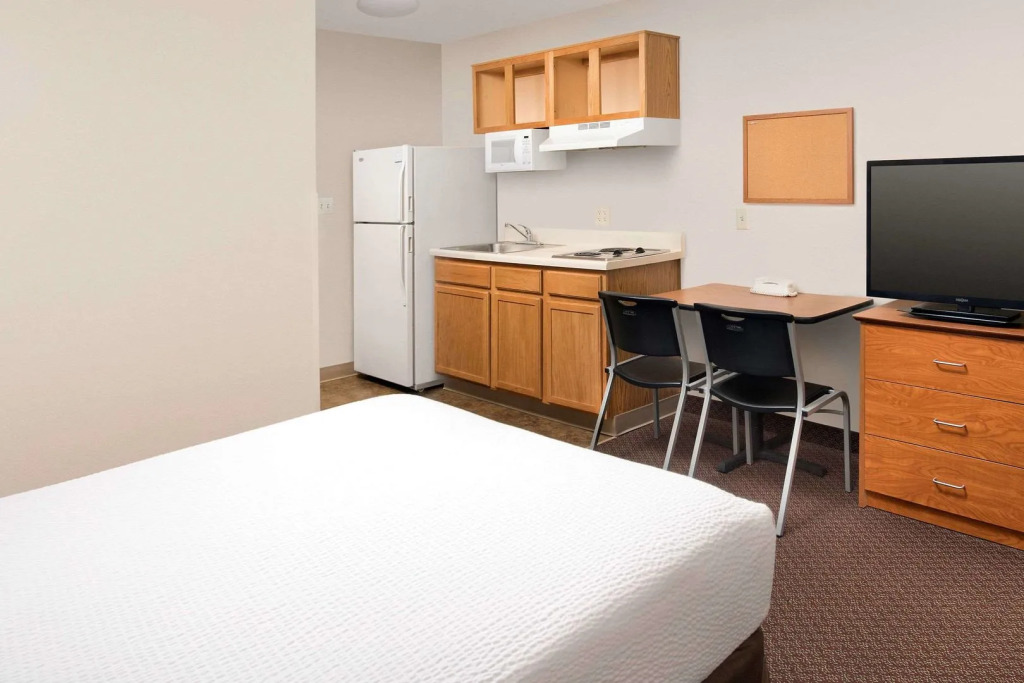 WoodSpring Suites Macon North