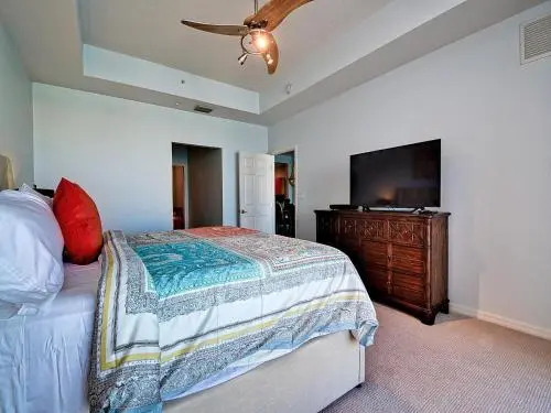 Harborview Grande 503